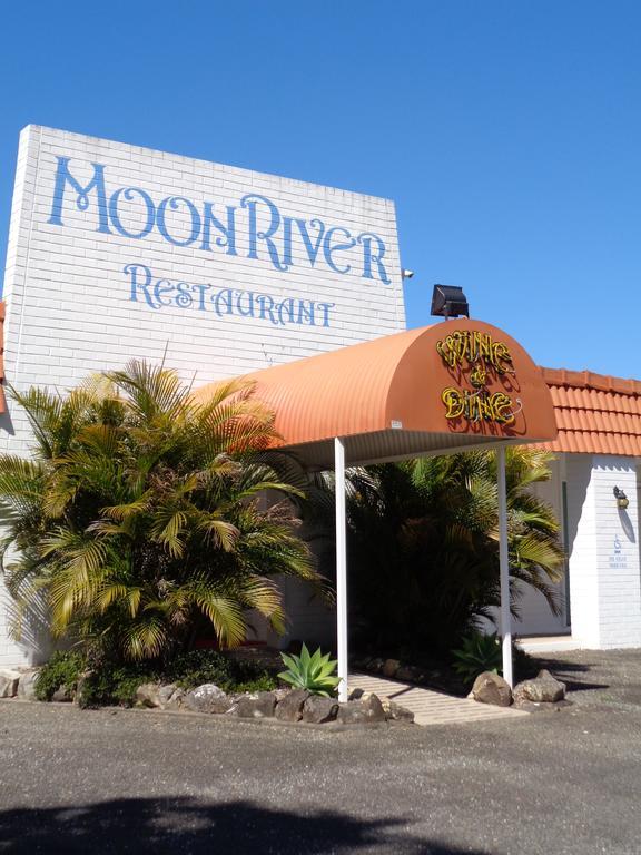 Moon River Motor Inn Кемпси Екстериор снимка